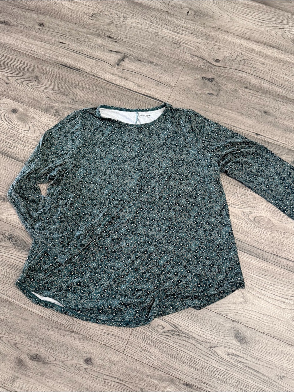 Lane Bryant Green Floral Long Sleeve Tee